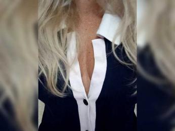 Divaya webcam model stream image