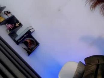 trixie_moore webcam model stream image