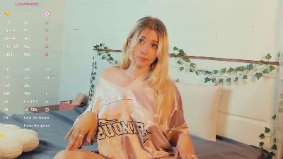 SerafinaCordone webcam model stream image