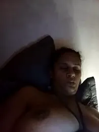 Andreita_95 webcam model stream image