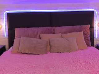 micky-love webcam model stream image