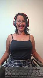 mahina84_ webcam model stream image