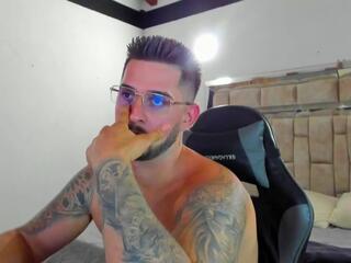 Ashton Muller webcam model stream image