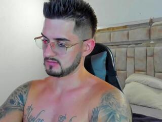 Ashton Muller webcam model stream image