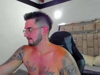 Ashton Muller webcam model stream image