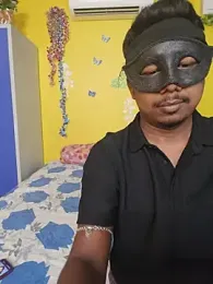 Lusty_Rose01 webcam stripchat model stream image