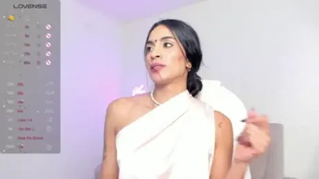 Alishaindia webcam model stream image