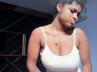 hannythompson webcam model stream image