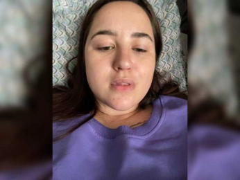 AdelinaTaylorsan webcam model stream image