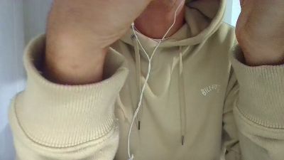 Surfer_30 webcam model stream image