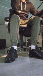 fred2085 webcam cam4 model stream image