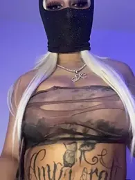 kamila_french webcam model stream image