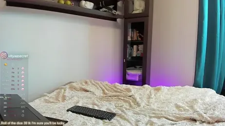 VIktorSecret webcam model stream image