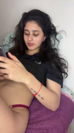 Maddydoll webcam model stream image