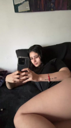 Maddydoll webcam model stream image