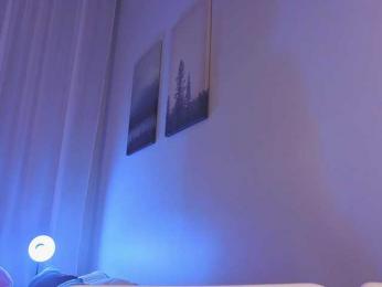 Female-Jesus webcam bongacams model stream image