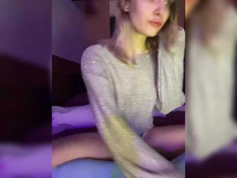 BelleNiko webcam model stream image
