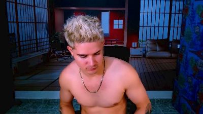 AlexPierss webcam model stream image