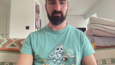 v1c70r1985 webcam cam4 model stream image