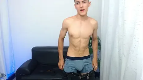 Matiius18 webcam stripchat model stream image