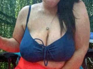 lulumary webcam camsoda model stream image