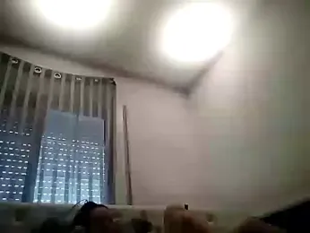 Lia_Y_PatrickX webcam model stream image