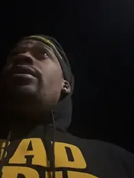 2HandsLong webcam model stream image