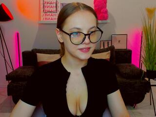 Aurora Shine webcam model stream image
