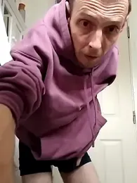 CrookedBunk3527 webcam model stream image