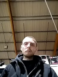 CrookedBunk3527 webcam model stream image