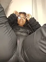 ThaBundaa webcam model stream image