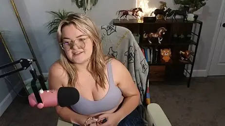 Brivana webcam stripchat model stream image