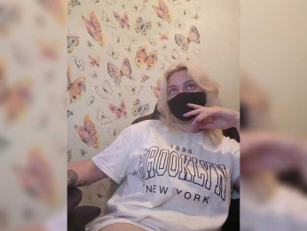 WhiteCrystal webcam bongacams model stream image