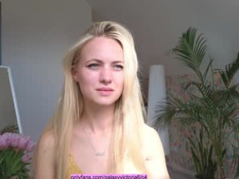 oooops__ webcam model stream image