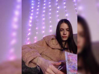 -HeyZoe- webcam model stream image