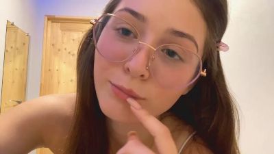 AdalineFontus webcam model stream image