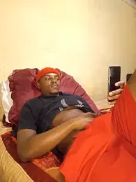 Hluga_25 webcam model stream image