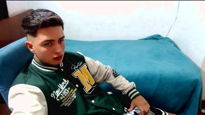 santii_ss webcam model stream image