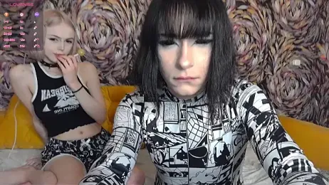 GraypacLive webcam stripchat model stream image