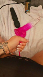 koxinelle32 webcam model stream image