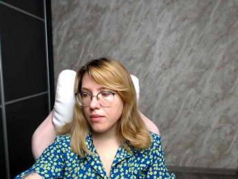 Regimasmile webcam model stream image