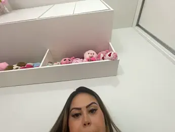 lariic webcam model stream image