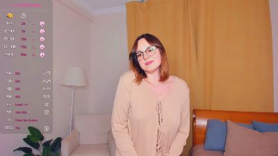 EmilieMacareno webcam model stream image