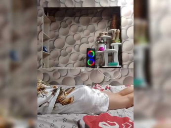 LizSage webcam model stream image