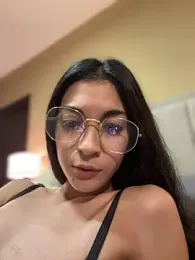 Valentcouple webcam model stream image