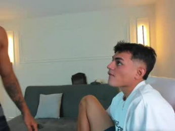 paradise_boy_s webcam model stream image