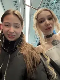 Coconut_milk webcam model stream image