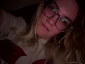 x_dreamgirl_x webcam model stream image