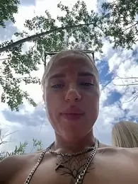 pinkstar_ webcam model stream image