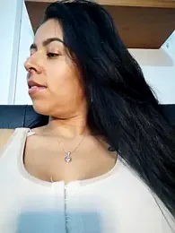 Luianna webcam stripchat model stream image